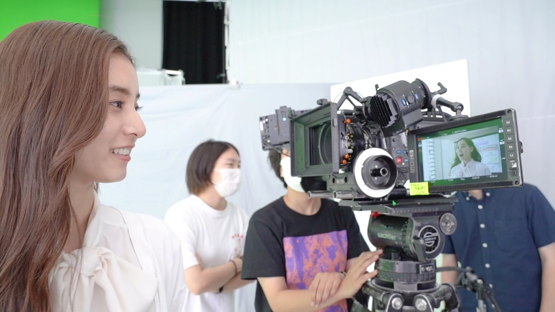 メイキング動画より