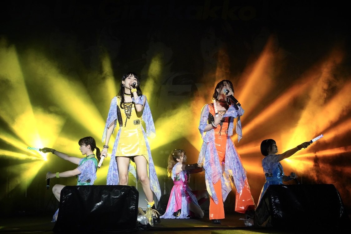 アップアップガールズ（仮）＜アップアップガールズ（仮） ENDLESS SUMMER in 日比谷野音＞｜東京・日比谷野外大音楽堂（2020年9月26日）
