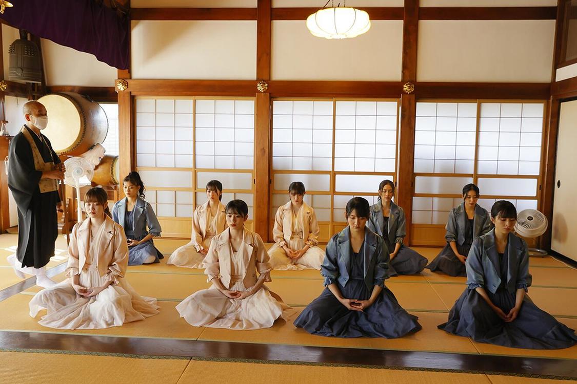 つばきファクトリー＠崇福寺