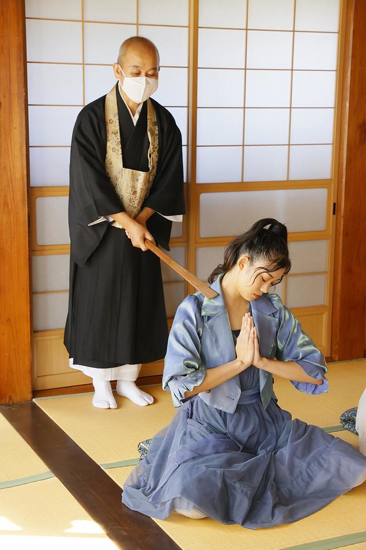 つばきファクトリー＠崇福寺