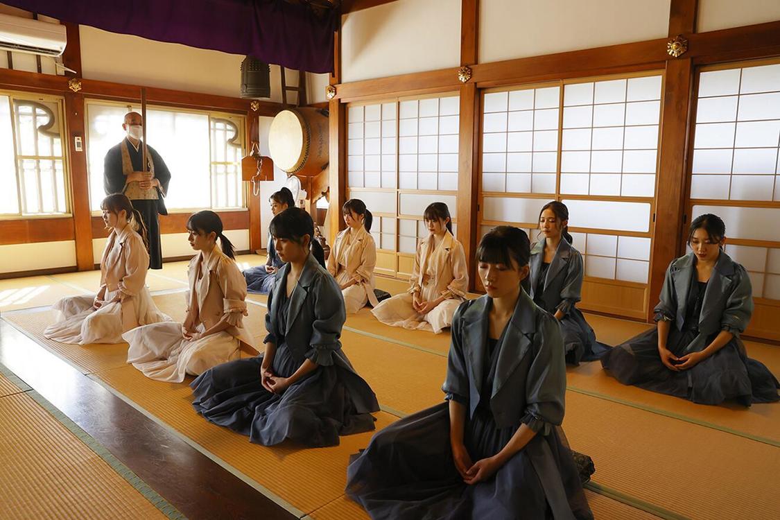 つばきファクトリー＠崇福寺