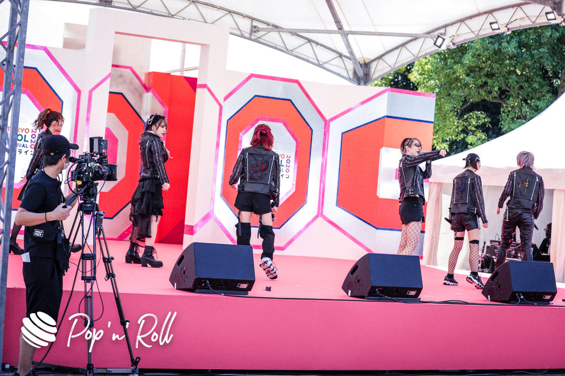 神使轟く、激情の如く。［TIFフォトレポート］10/2 SMILE GARDEN（11:00-）