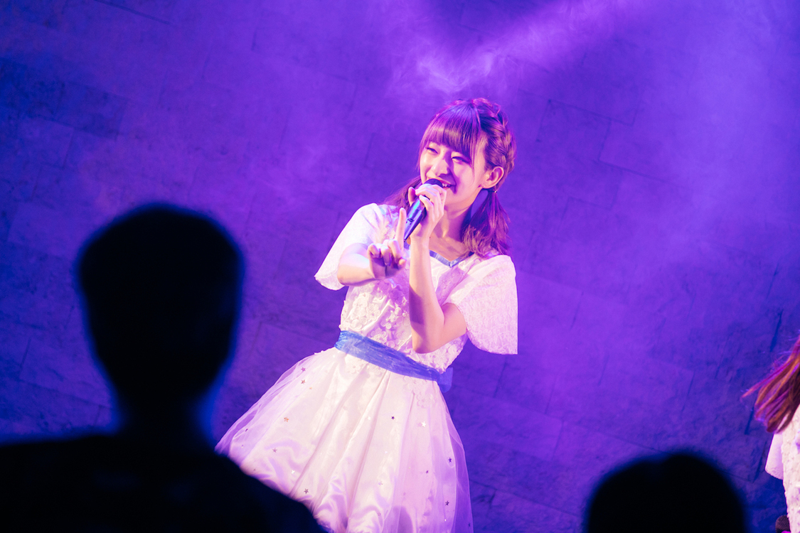 メイビーMEライブ写真