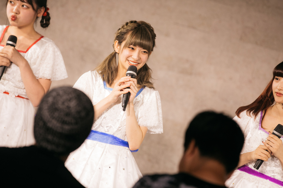 メイビーMEライブ写真