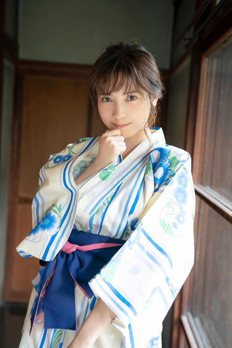 桃月なしこ　（c）小池伸一郎／秋田書店