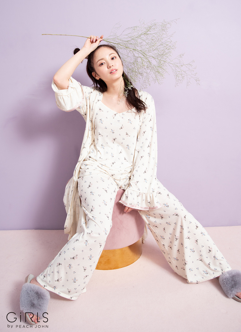 今泉佑唯／GiRLS by PEACH JOHN