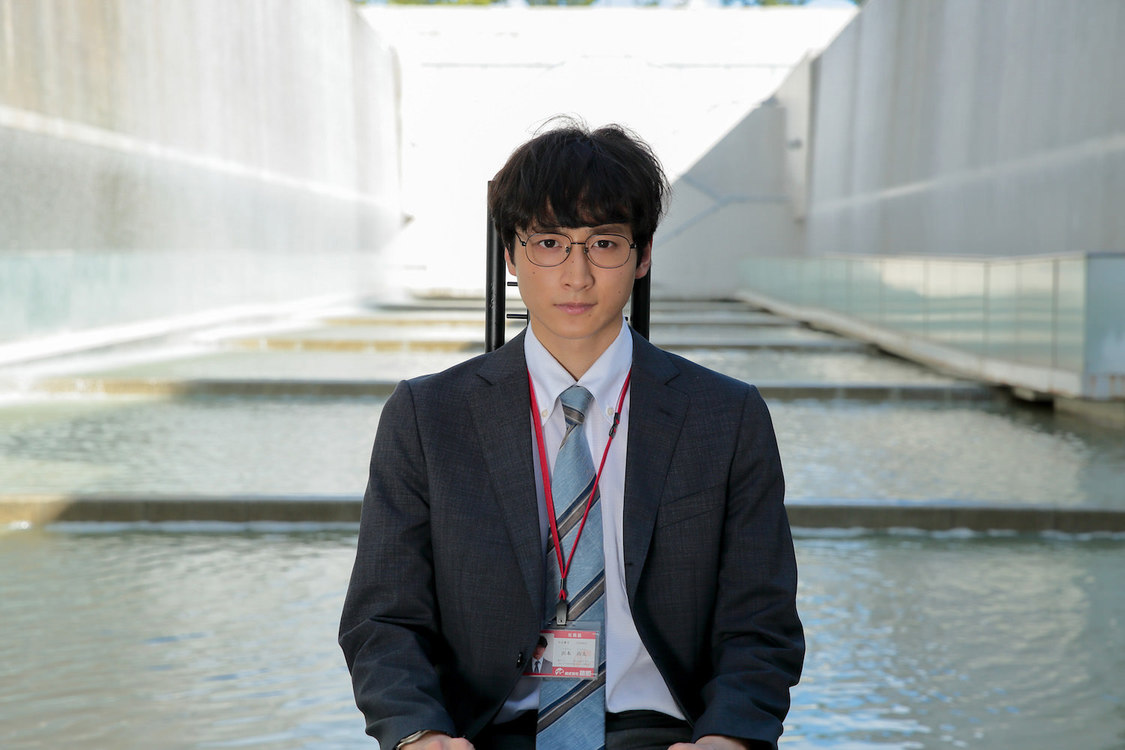  小関裕太（第1回 会社員／浜本尚太（27歳）役） ／©NHK