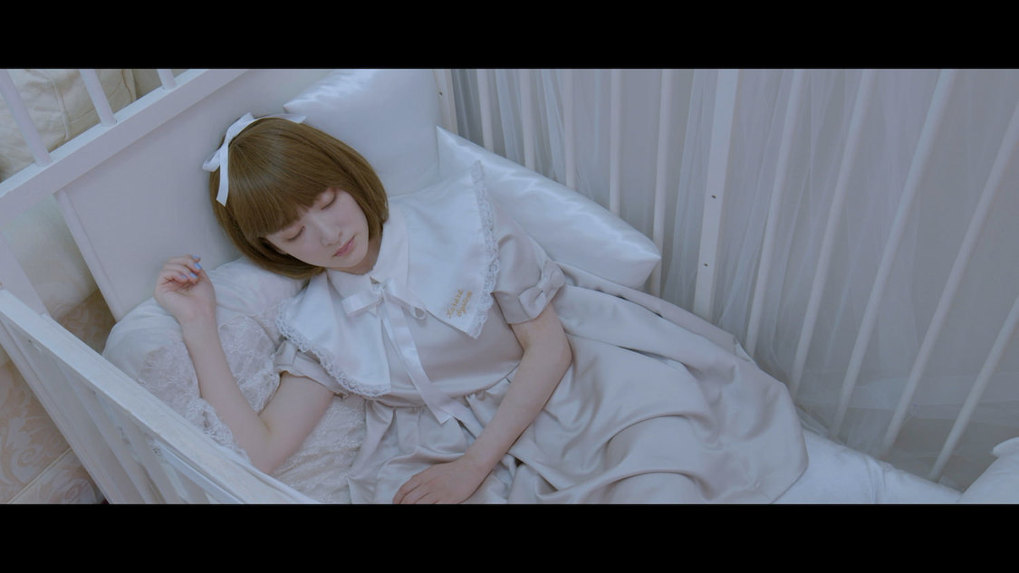 「【大変身】生駒里奈がドールに変身したら、、、produced by 双木昭夫【ドールメイク】」より