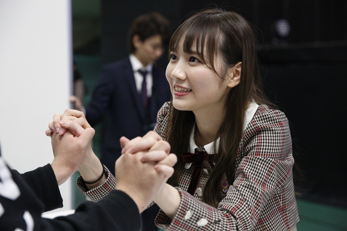 田村真佑（握手会）