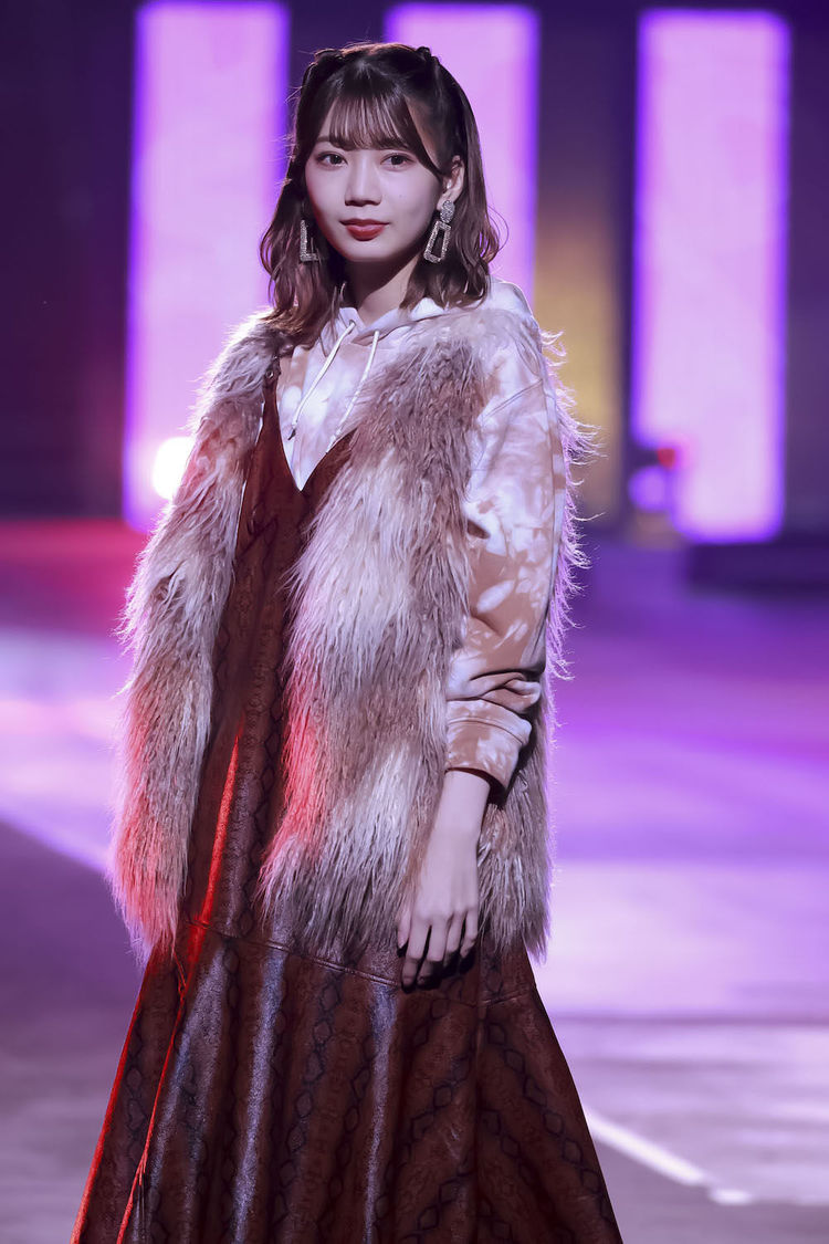 ＜日向坂46×DASADA　Fall＆Winter Collection＞（2020年10月15日）