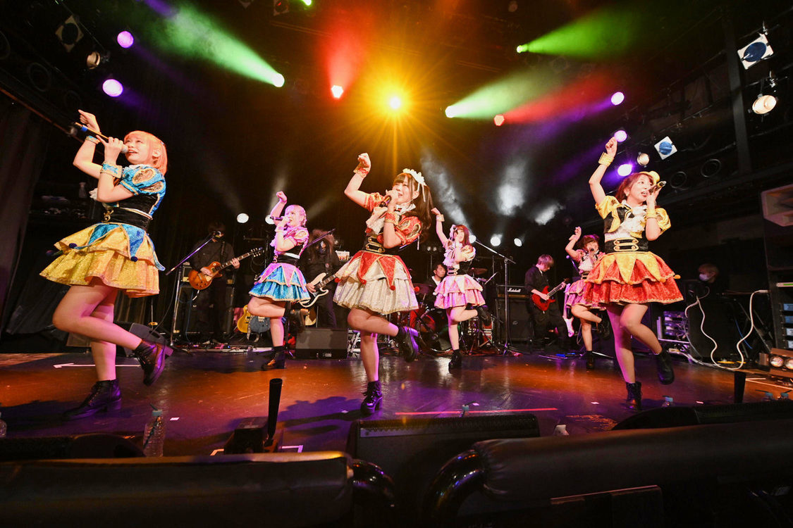 ＜HOT DOG CATワンマンライブ『進め！進め！進め！』＞（10月14日（水）渋谷WWW）