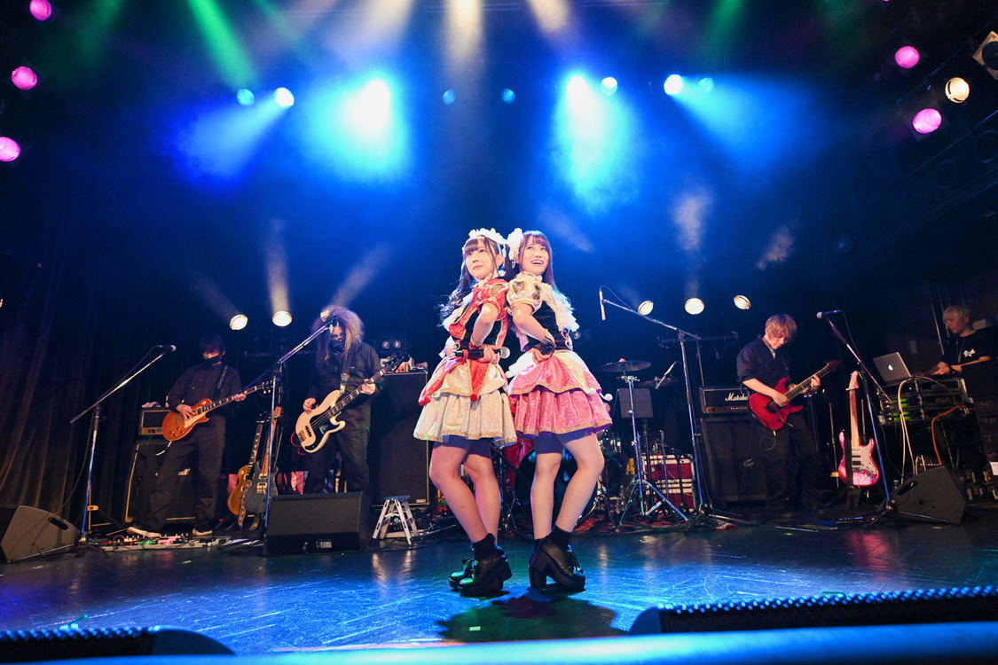 ＜HOT DOG CATワンマンライブ『進め！進め！進め！』＞（10月14日（水）渋谷WWW）