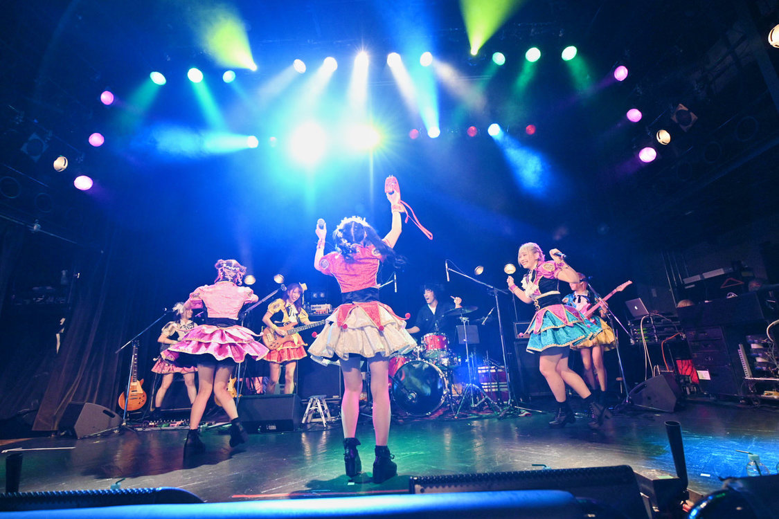 ＜HOT DOG CATワンマンライブ『進め！進め！進め！』＞（10月14日（水）渋谷WWW）