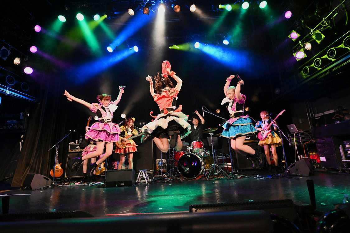 ＜HOT DOG CATワンマンライブ『進め！進め！進め！』＞（10月14日（水）渋谷WWW）