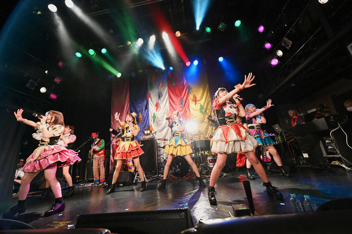 ＜HOT DOG CATワンマンライブ『進め！進め！進め！』＞（10月14日（水）渋谷WWW）