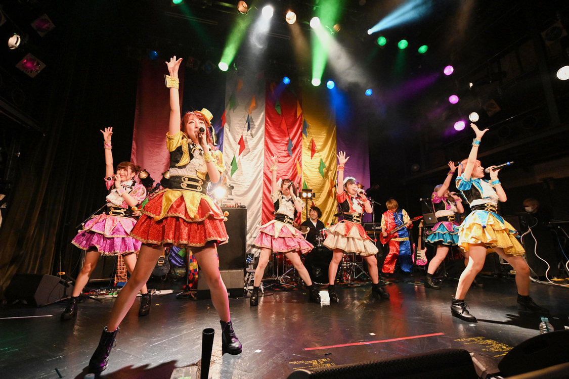 ＜HOT DOG CATワンマンライブ『進め！進め！進め！』＞（10月14日（水）渋谷WWW）