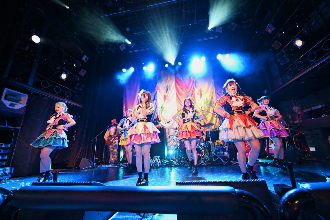 ＜HOT DOG CATワンマンライブ『進め！進め！進め！』＞（10月14日（水）渋谷WWW）