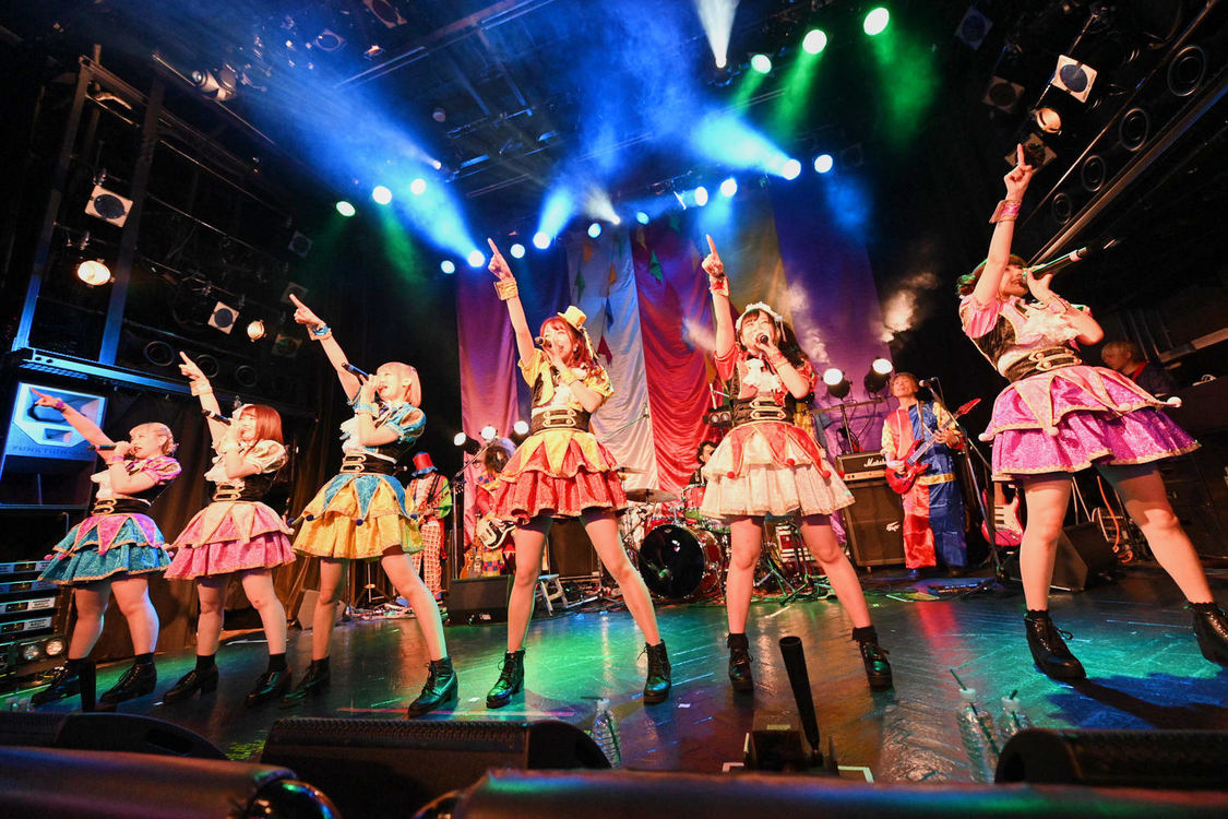 ＜HOT DOG CATワンマンライブ『進め！進め！進め！』＞（10月14日（水）渋谷WWW）