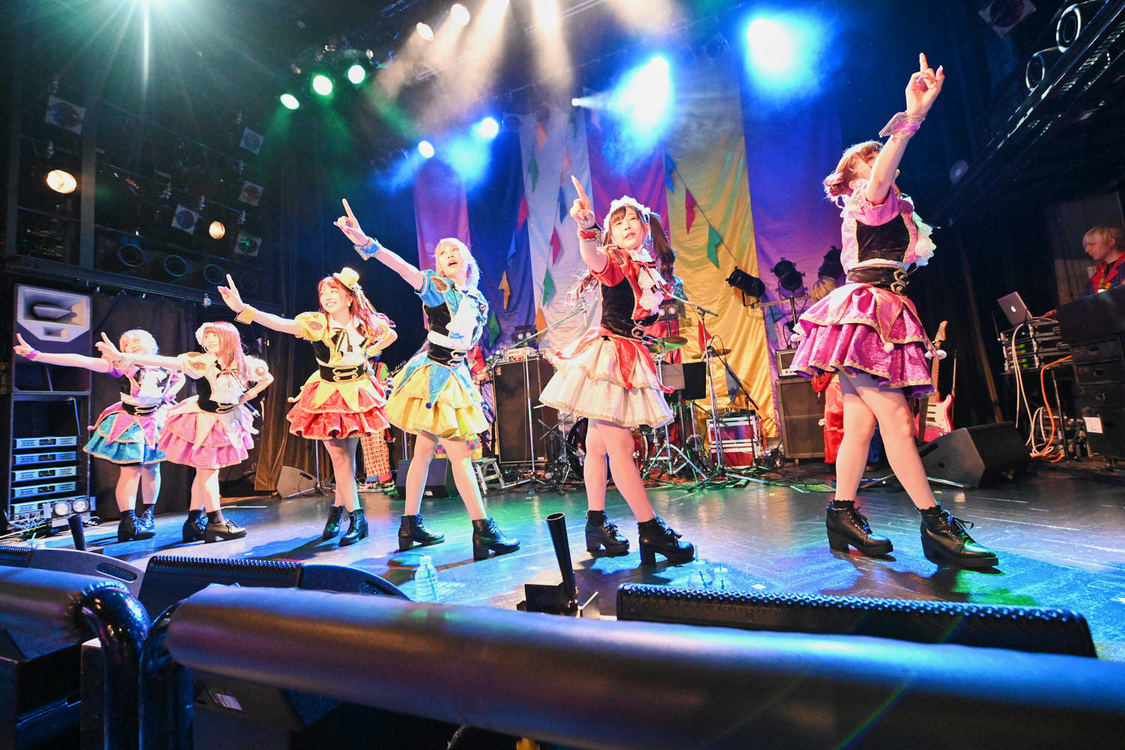 ＜HOT DOG CATワンマンライブ『進め！進め！進め！』＞（10月14日（水）渋谷WWW）