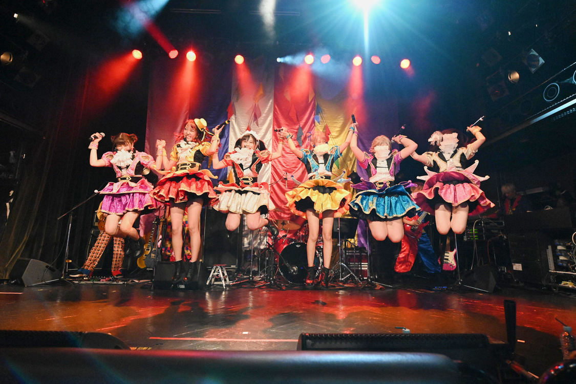 ＜HOT DOG CATワンマンライブ『進め！進め！進め！』＞（10月14日（水）渋谷WWW）