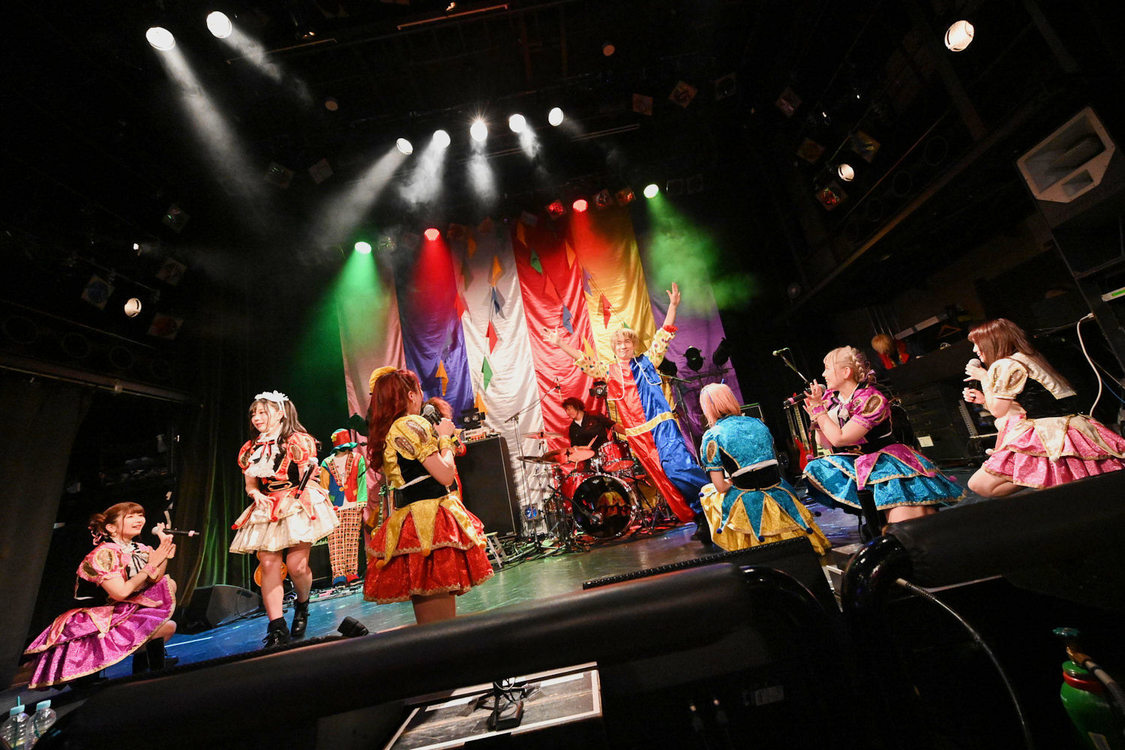 ＜HOT DOG CATワンマンライブ『進め！進め！進め！』＞（10月14日（水）渋谷WWW）