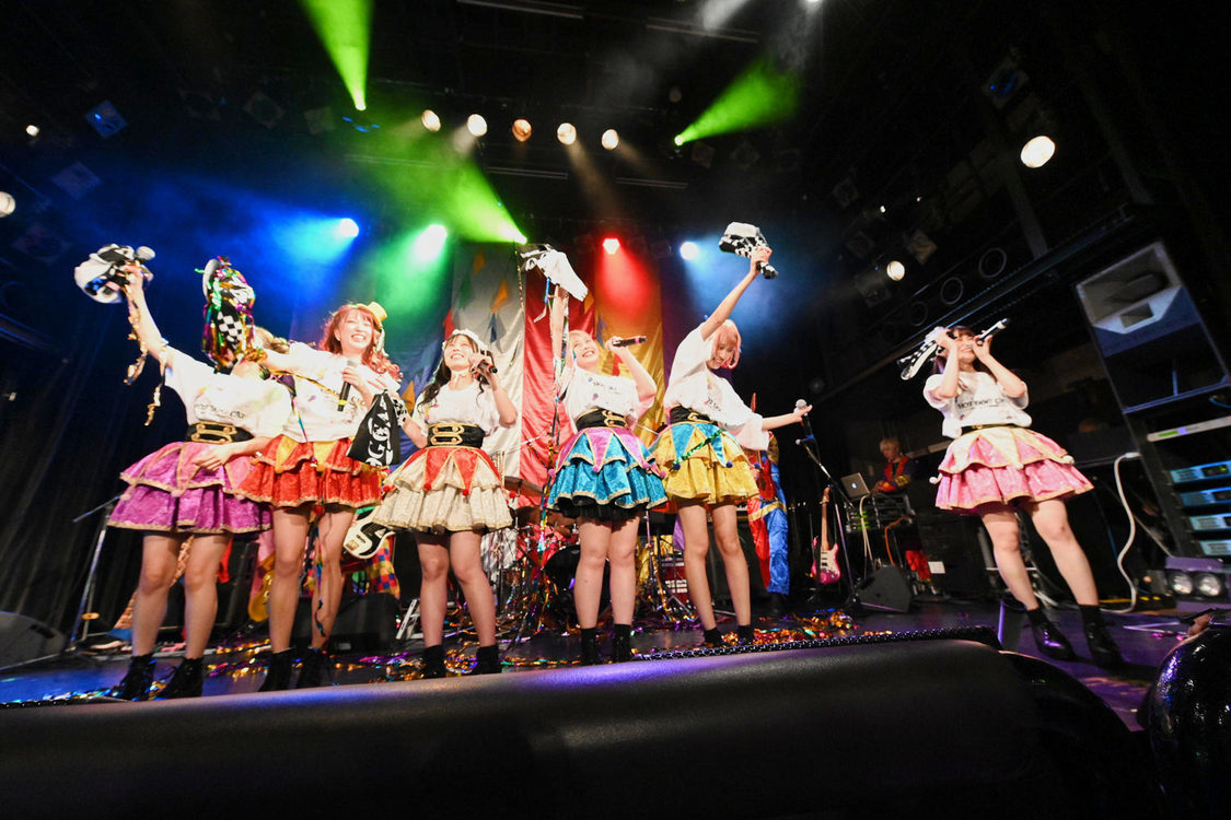 ＜HOT DOG CATワンマンライブ『進め！進め！進め！』＞（10月14日（水）渋谷WWW）