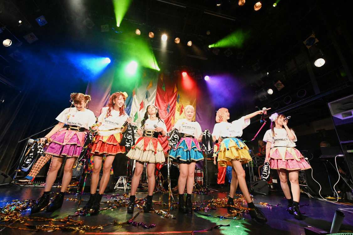＜HOT DOG CATワンマンライブ『進め！進め！進め！』＞（10月14日（水）渋谷WWW）