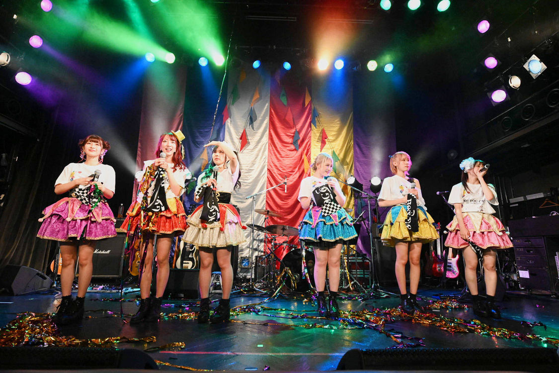 ＜HOT DOG CATワンマンライブ『進め！進め！進め！』＞（10月14日（水）渋谷WWW）