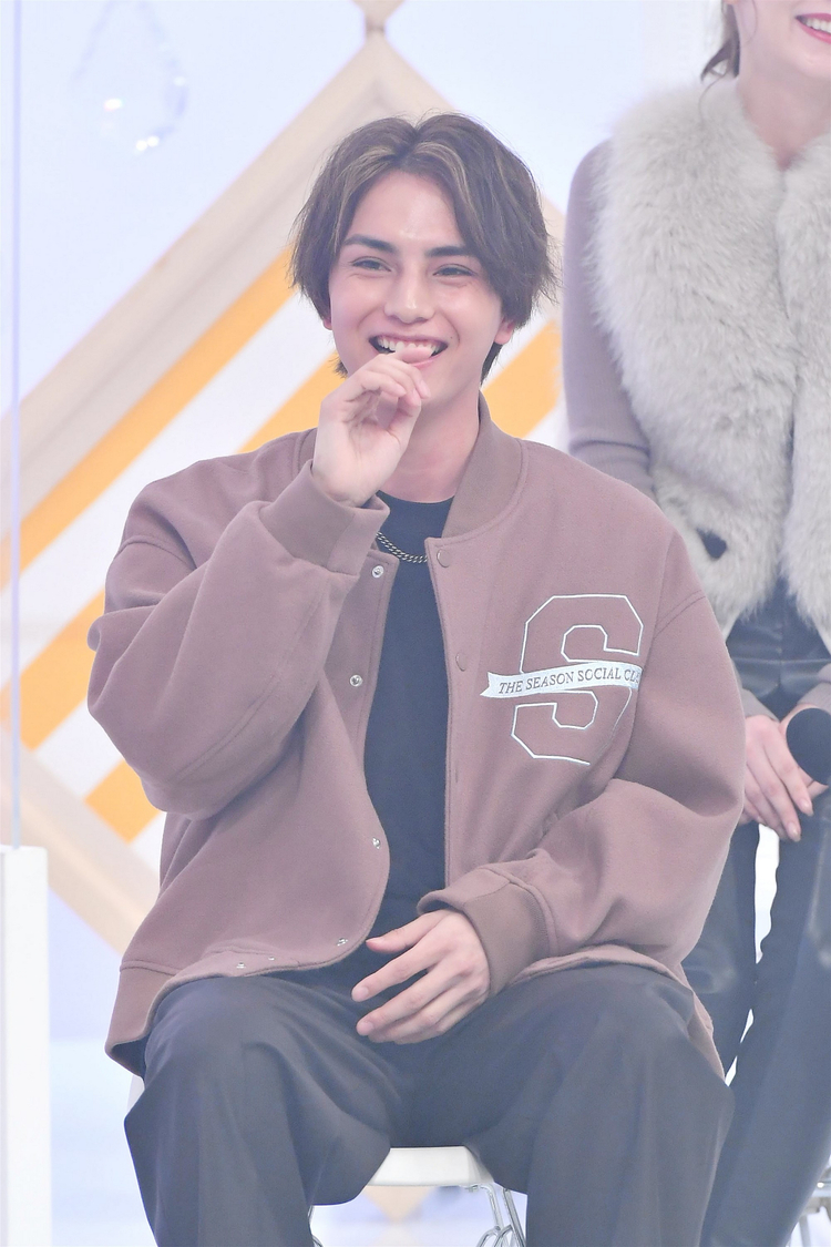 (C)神⼾コレクション ザ ニューリアリティー