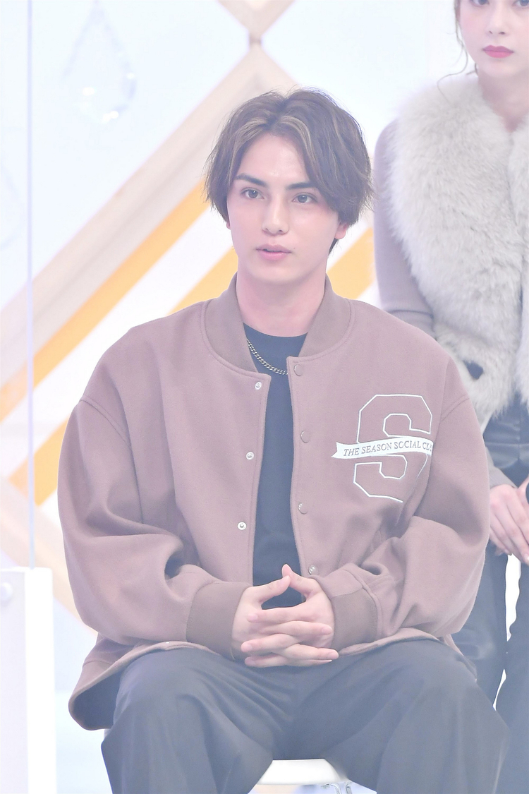 (C)神⼾コレクション ザ ニューリアリティー