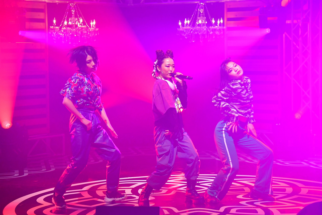 (C)神⼾コレクション ザ ニューリアリティー