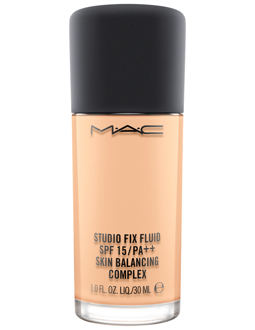 スタジオ フィックス フルイッド SPF 15