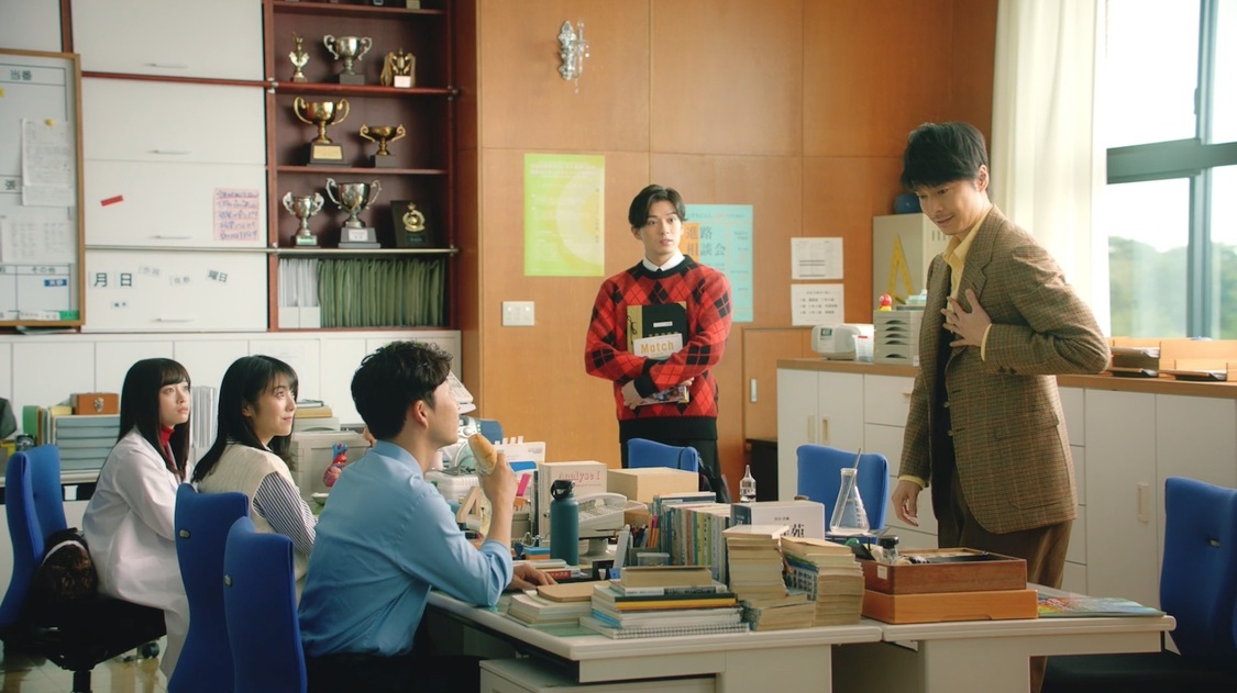 新TVCM「先生、5Gって知ってる？」篇より