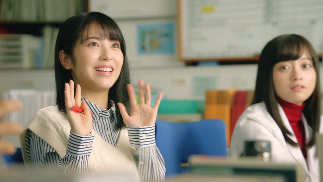 新TVCM「先生、5Gって知ってる？」篇より