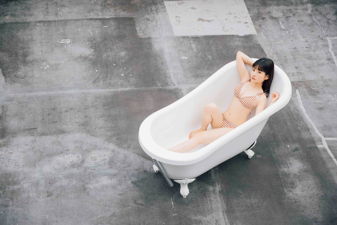 『B.L.T.12月号』（東京ニュース通信社刊）撮影：横山マサト