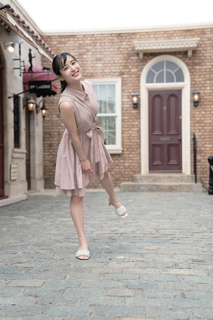 中﨑絵梨奈 2021年カレンダーより