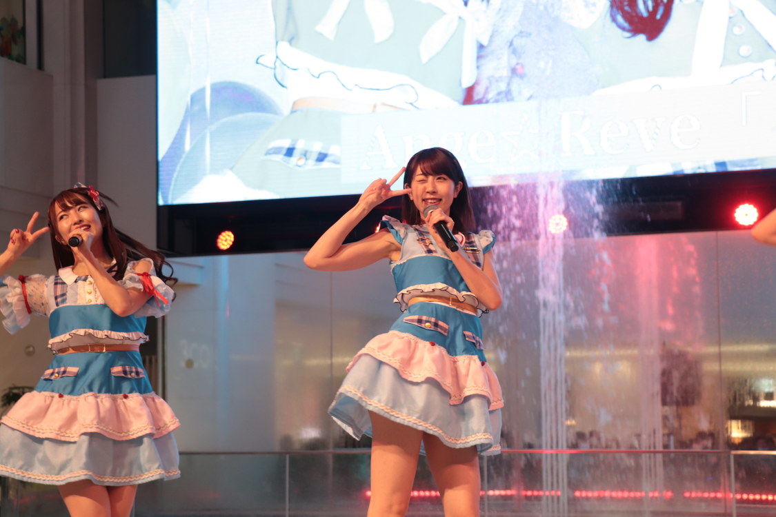 3rd Single「イトシラブ」リリース記念イベント│2018.12.12 池袋サンシャインシティ噴水広場