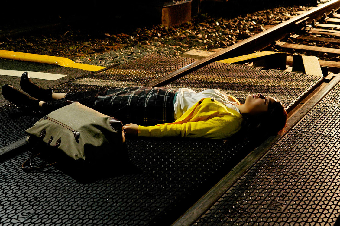 ©️2021 「哀愁しんでれら」製作委員会