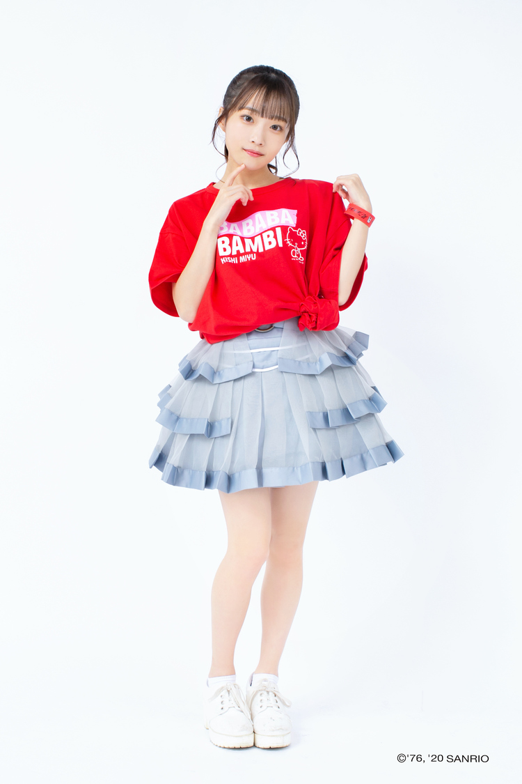 岸みゆ（#ババババンビ）×ハローキティ　撮影：佐賀章広