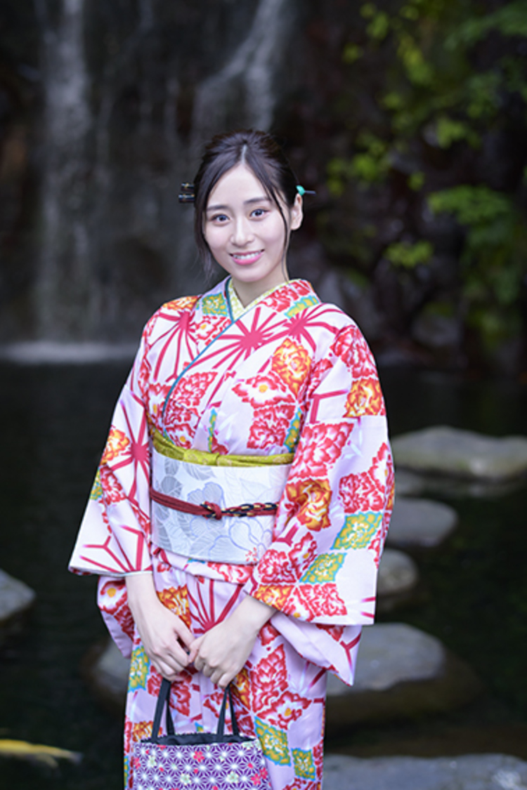 『内木志カレンダーブック2021』より（撮影：河野英喜）