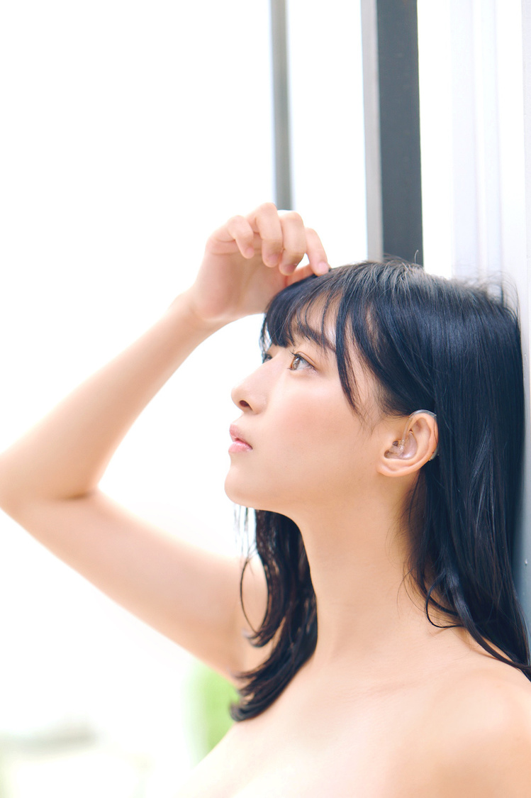 我妻ゆりか（©小学館・週刊ビッグコミックスピリッツ）