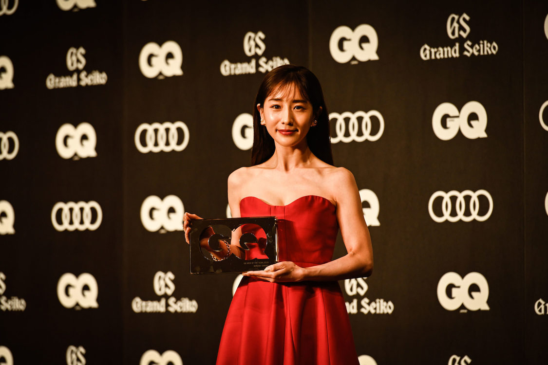 「GQ MEN OF THE YEAR 2020」 Photographed by Maciej Kucia @ AVGVST © 2020 CONDÉ NAST JAPAN. All rights reserved.