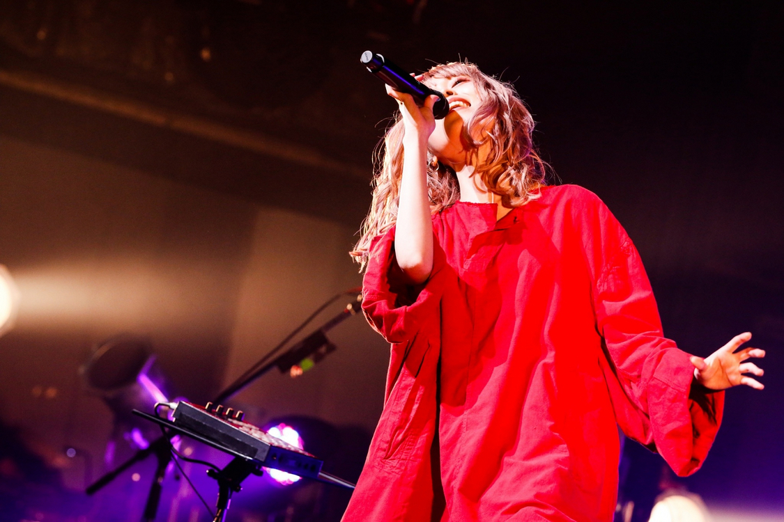 ＜藤川千愛 2nd Anniversary ワンマン『HiKiKoMoRi』＞撮影：石原汰一