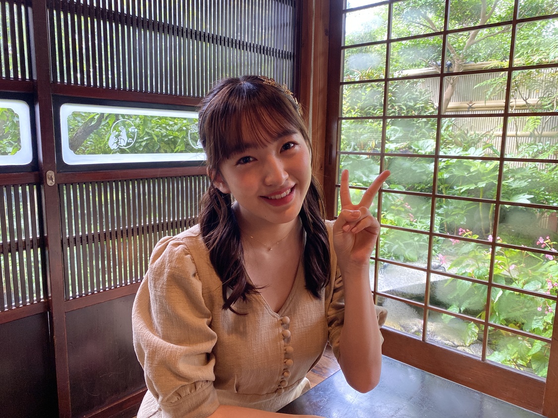 「HKT48の大好きな九州手帖」撮影時オフショットより