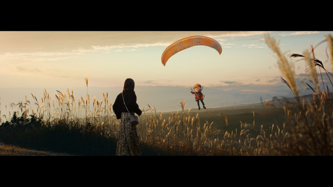 「住まい探しをスムーズに」“パラグライダー” 篇より