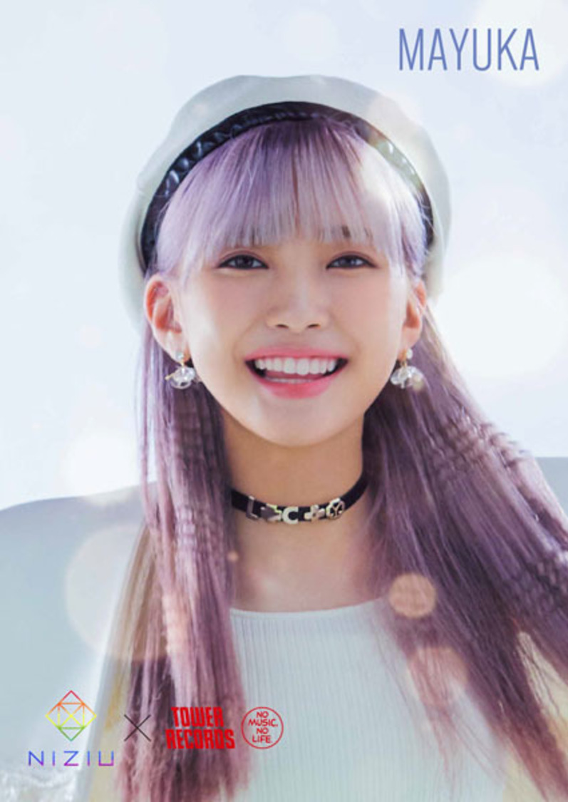 NiziU × TOWER RECORDS スペシャルコラボポスター