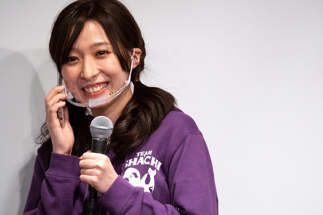 当選者へ電話をかける