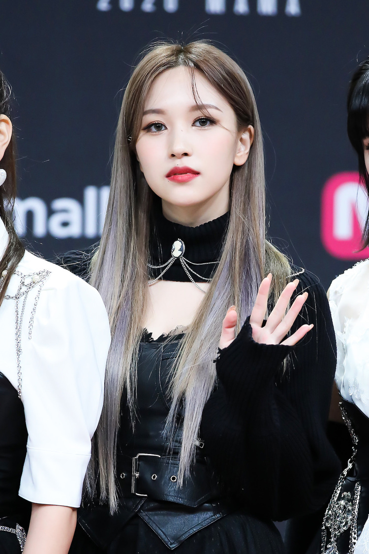 画像 ミナ Twice C Cj Enm Co Ltd All Rights Reserved Twice Iz One 音楽授賞式 Mama レッドカーペットに登場 画像 ミナ Twice C Cj Enm Co Ltd All Rights Reserved Twice Iz One 音楽授賞式 Mama レッドカーペットに登場