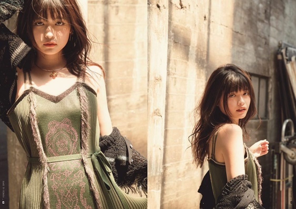 『かげとひなた 景井ひな1stスタイルブック』より