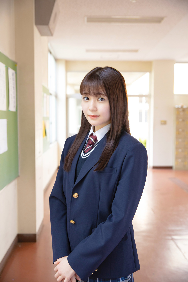 姉崎奈緒美役・久間田琳加（C）西森博之／小学館（C）「お茶にごす。」製作委員会